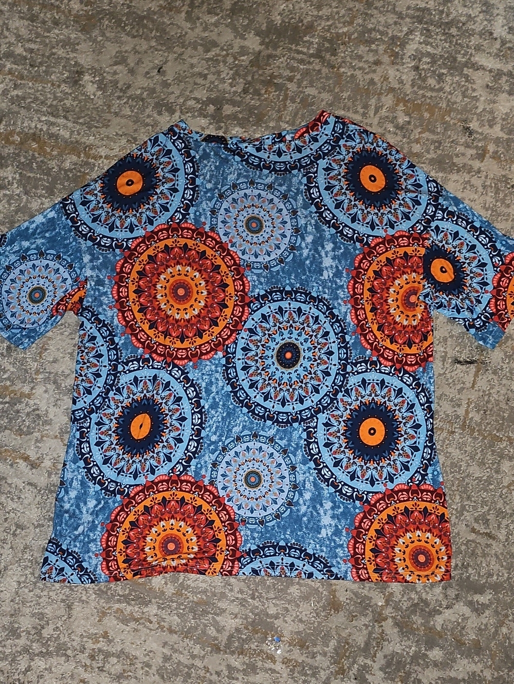 Boho Mandala Paisely Top Size 2XL - Picture 5 of 5
